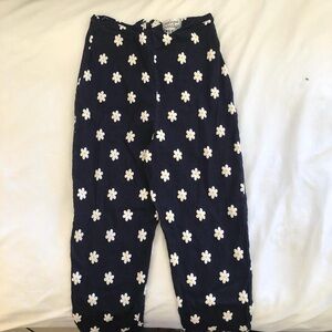 Unique vintage Daisy Capri Pants